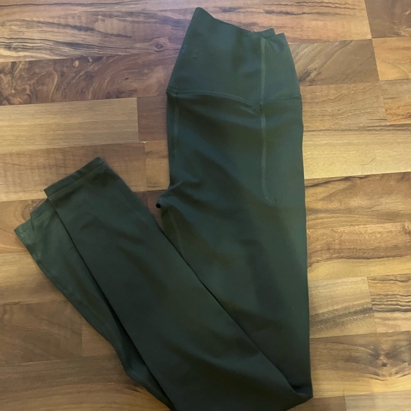 Under Armour Pants - Brand new under armour leggings